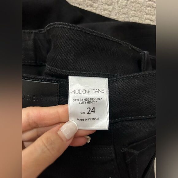 NWT Hidden Happi Crop Flare Jeans in Black - Picture 11 of 14